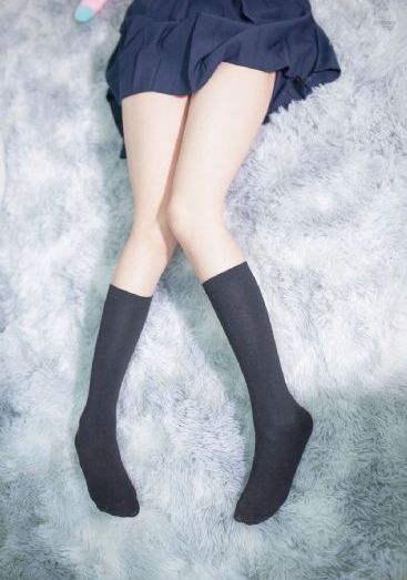 被深顶得说不出话