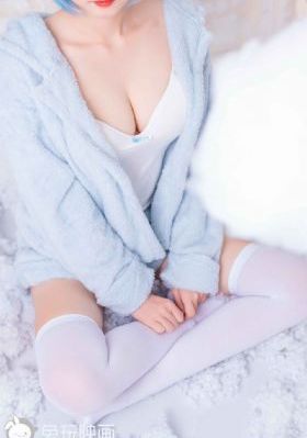 18摸